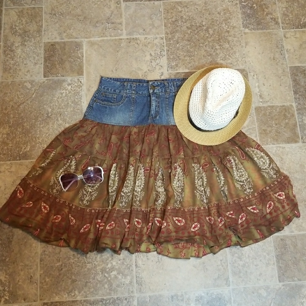 Younique Maxi Skirt, Size 5